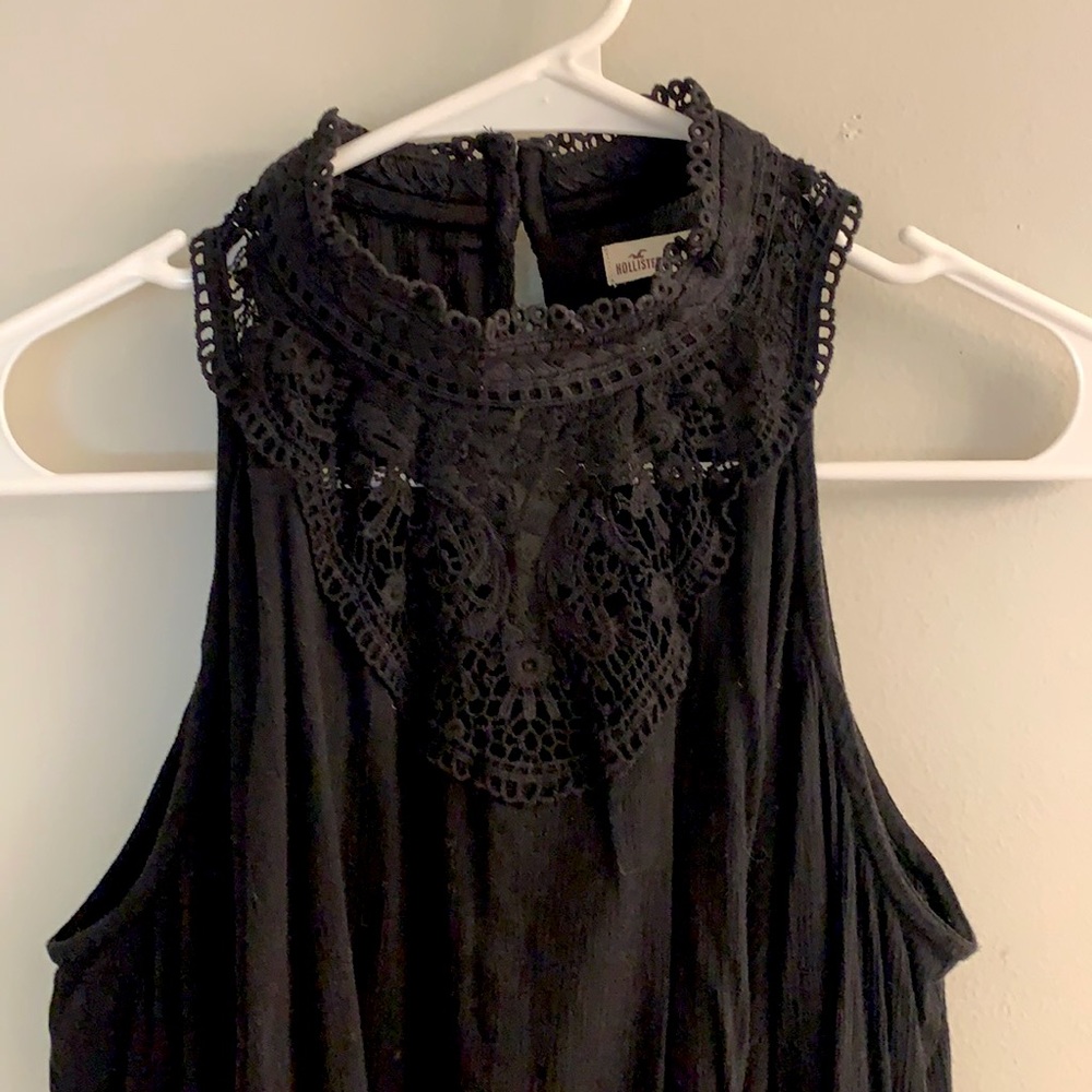 shoulder keyhole lace neck top